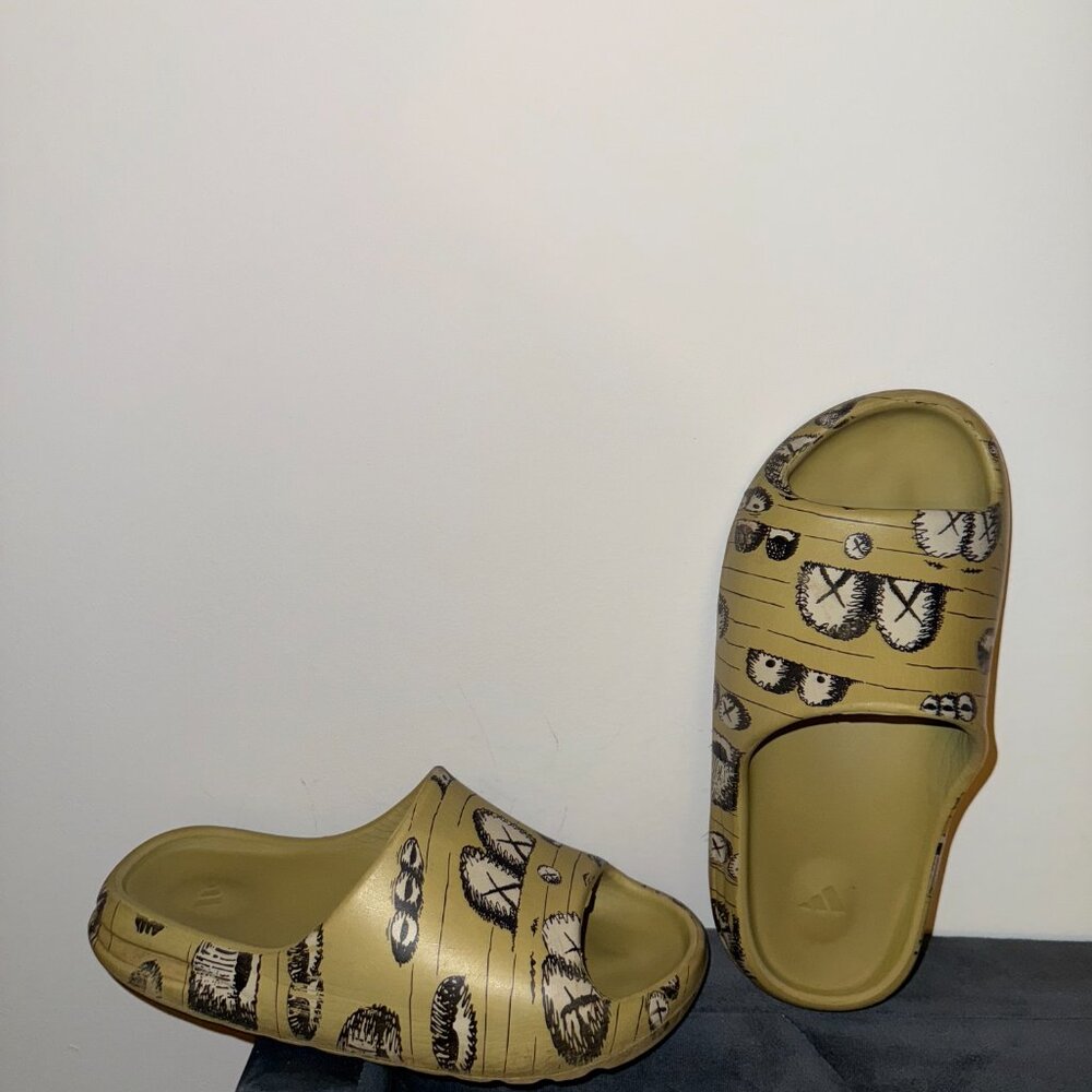 Sandals - Picture 4 of 4